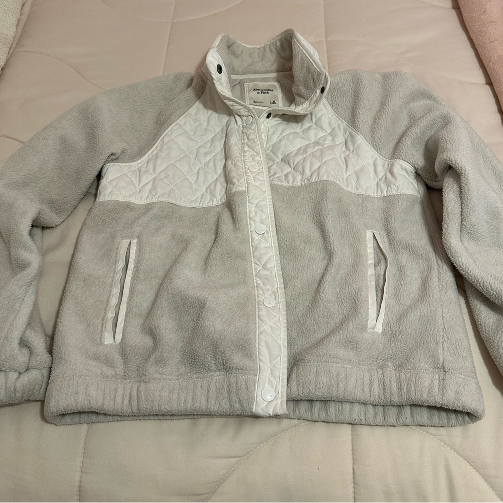 Abercrombie women’s fleece jacket